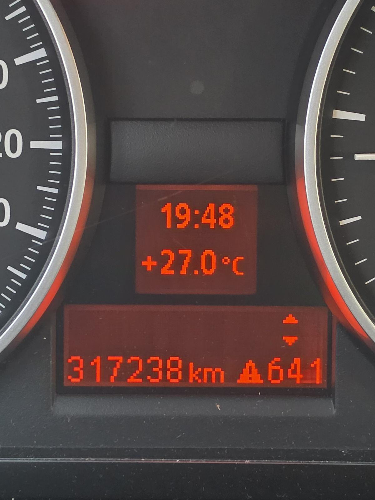 BMW serija 3 318d, fotografija 7