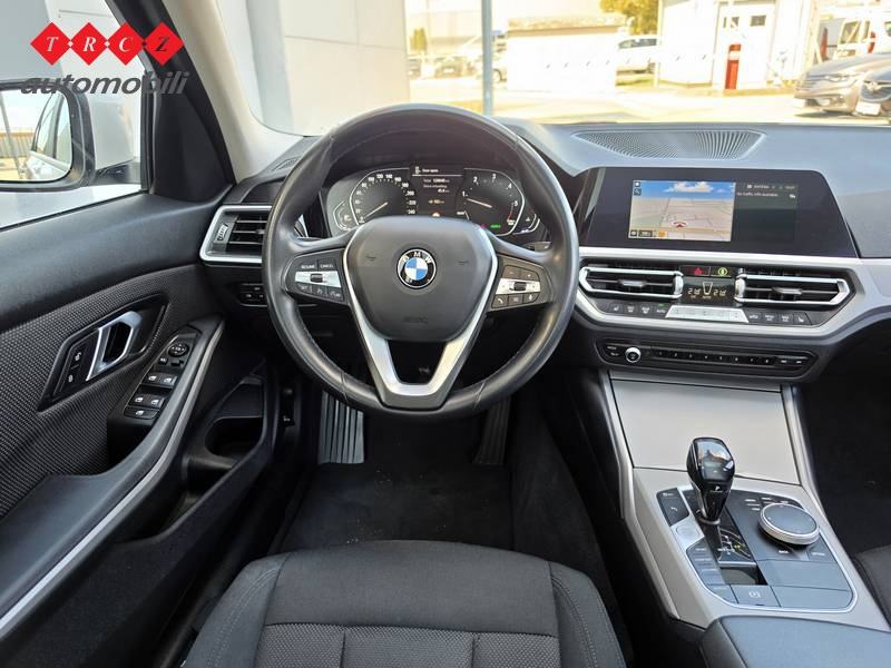 BMW SERIJA 3 318d, fotografija 11