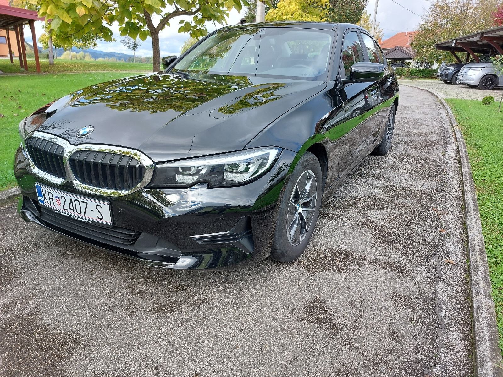 BMW serija 3 318d, pogled izvana - slika 1