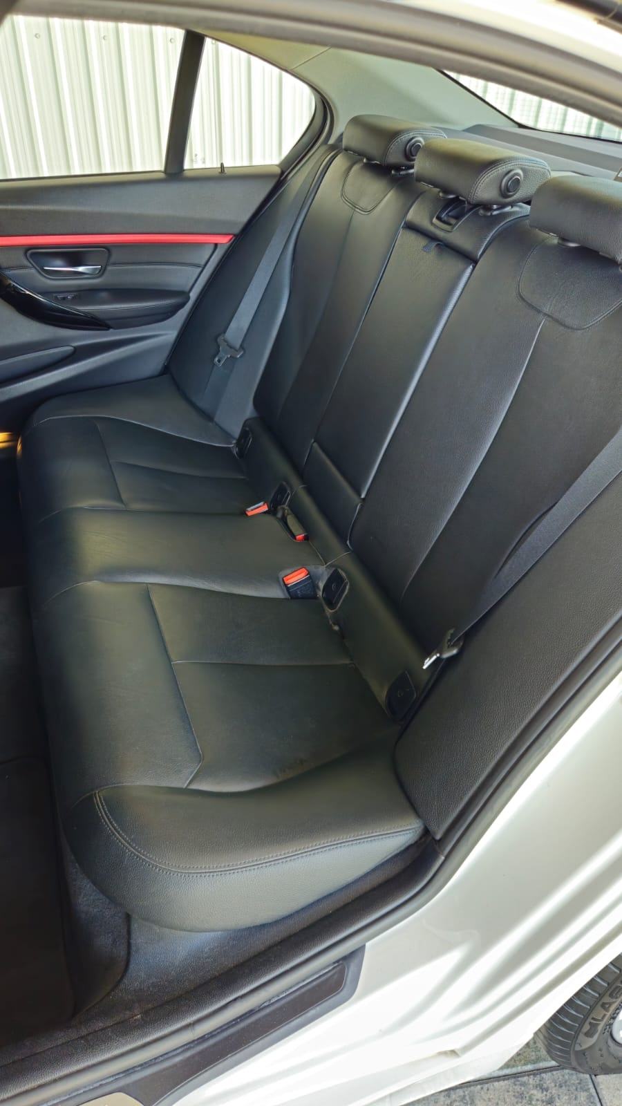 BMW serija 3 318d,sport sjedala,navi,keyless,head-up, fotografija 11