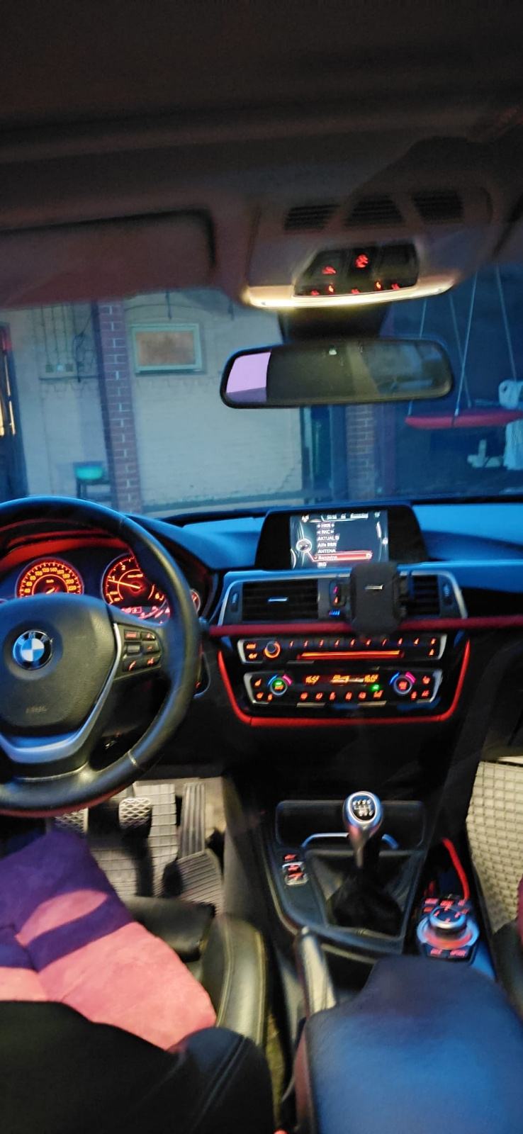BMW 318d Sportline, fotografija 19
