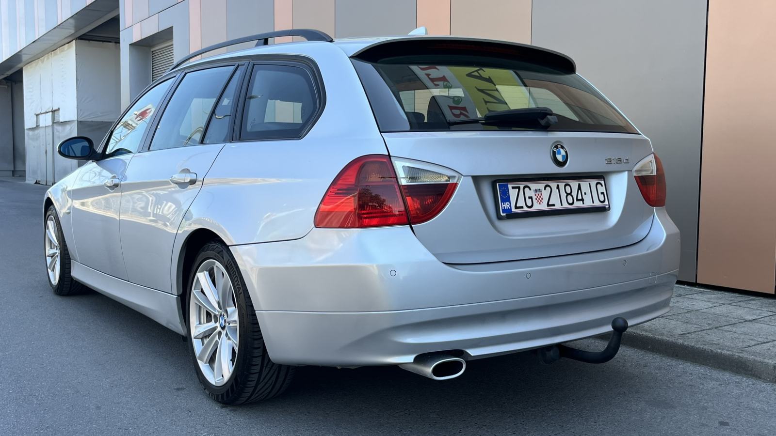 BMW serija 3 318d touring Karavan NAVI, KUKA, KOŽA, TEMPOMAT, KARTICE, pogled izvana - slika 4