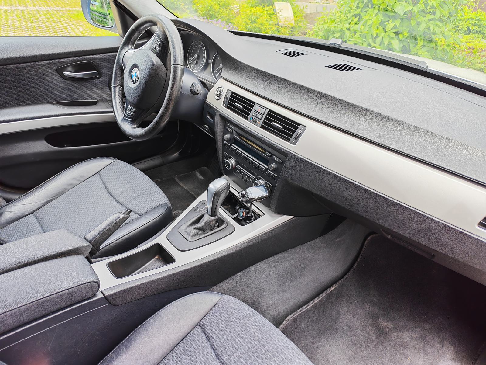 BMW serija 3 318i, automatic, servisna, fotografija 9