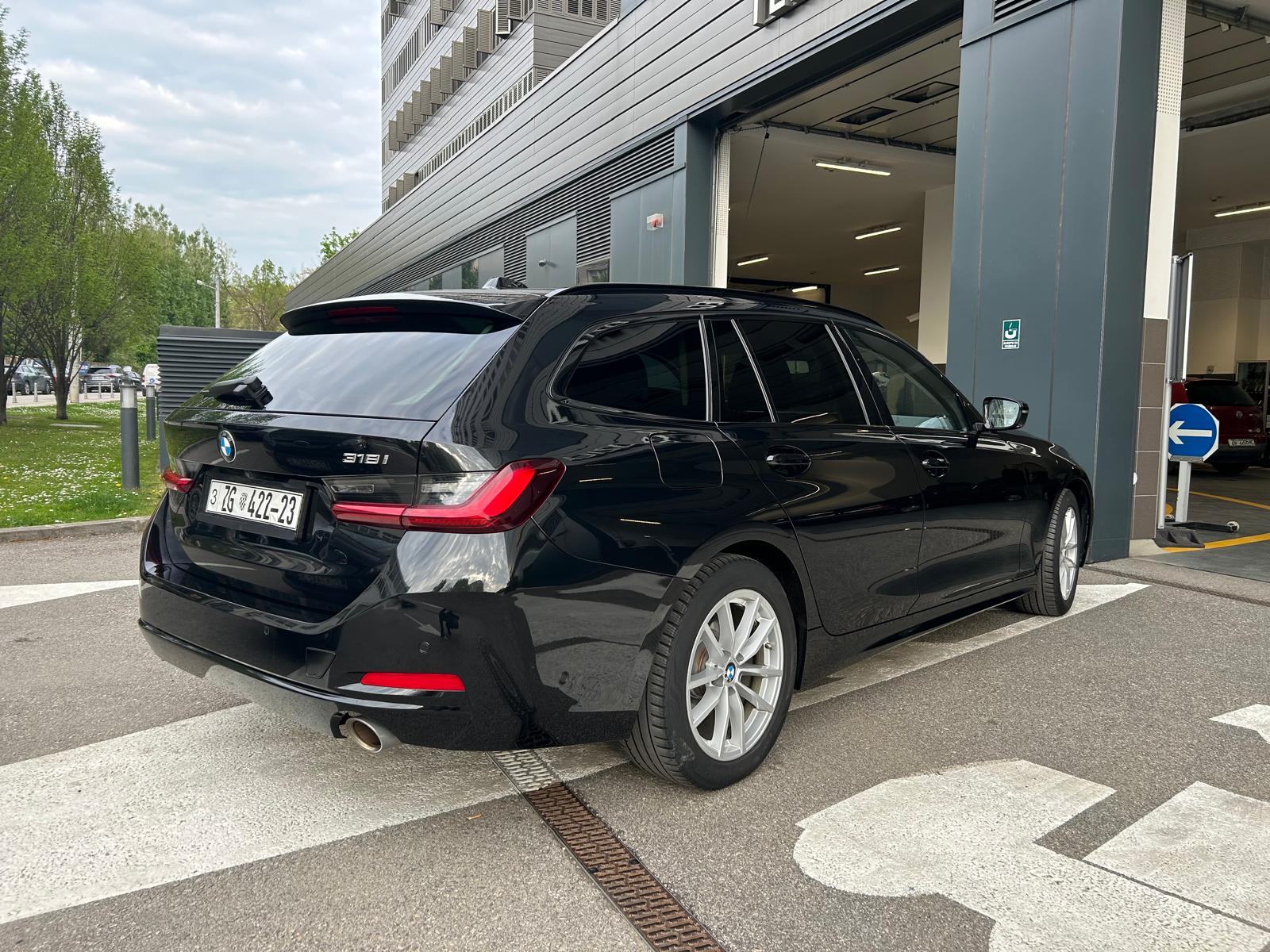 BMW serija 3 318i, fotografija 4
