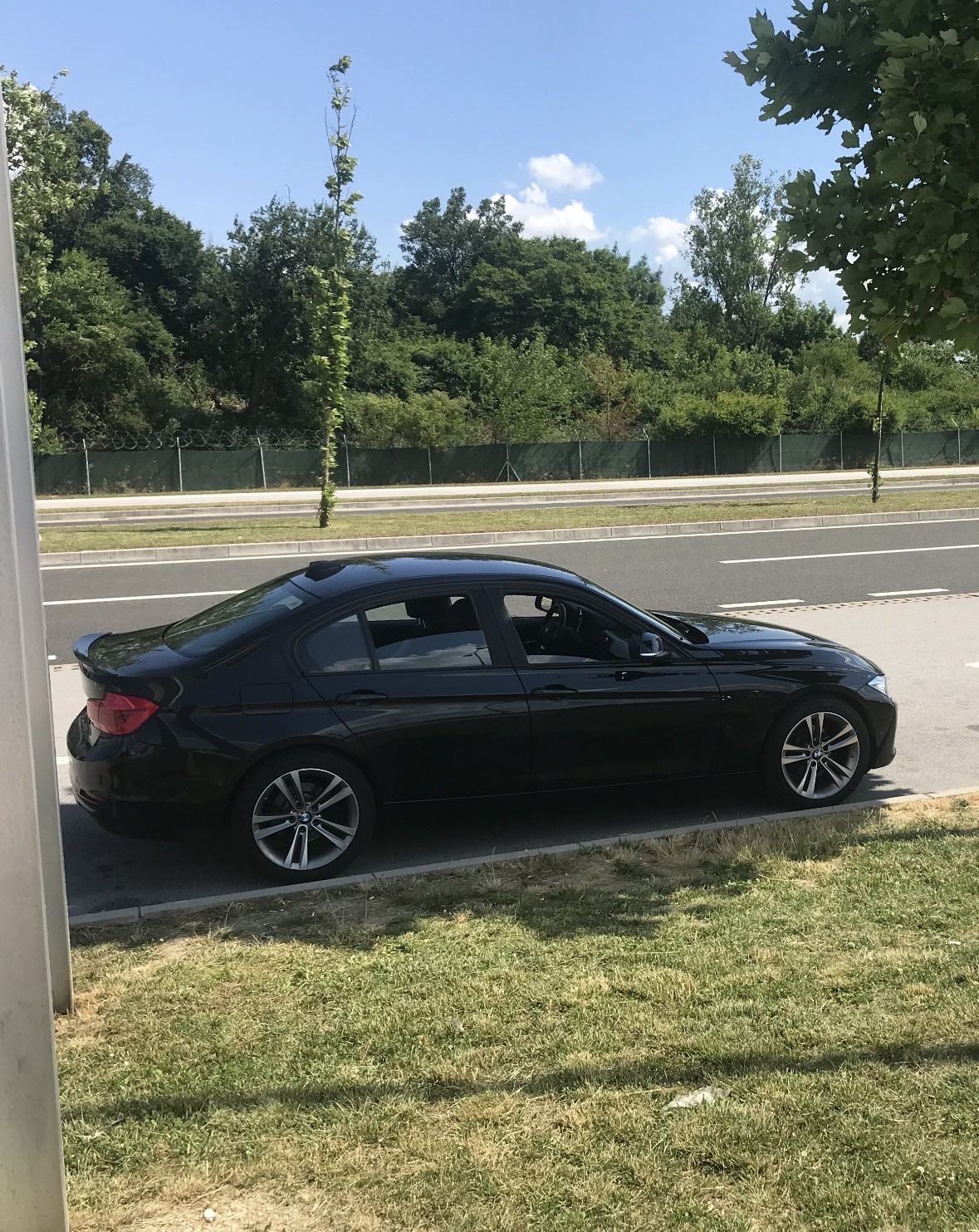 BMW serija 3, f30 320i, fotografija 2