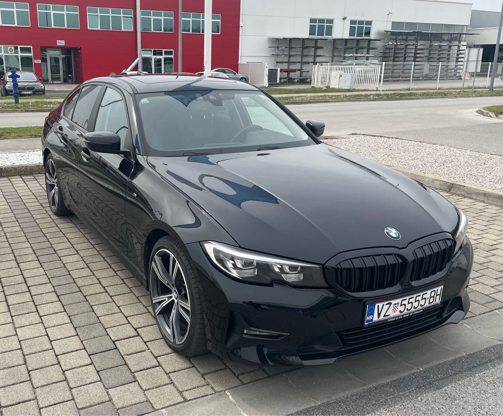 1. vl. BMW 320d Advantage sedan automatic, mild-hybrid, fotografija 3