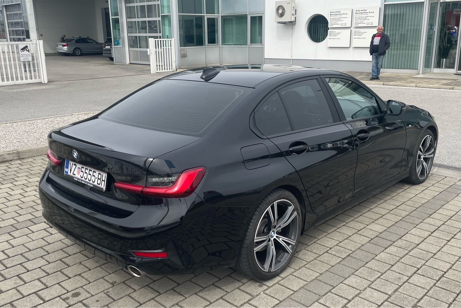 1. vl. BMW 320d Advantage sedan automatic, mild-hybrid, fotografija 5