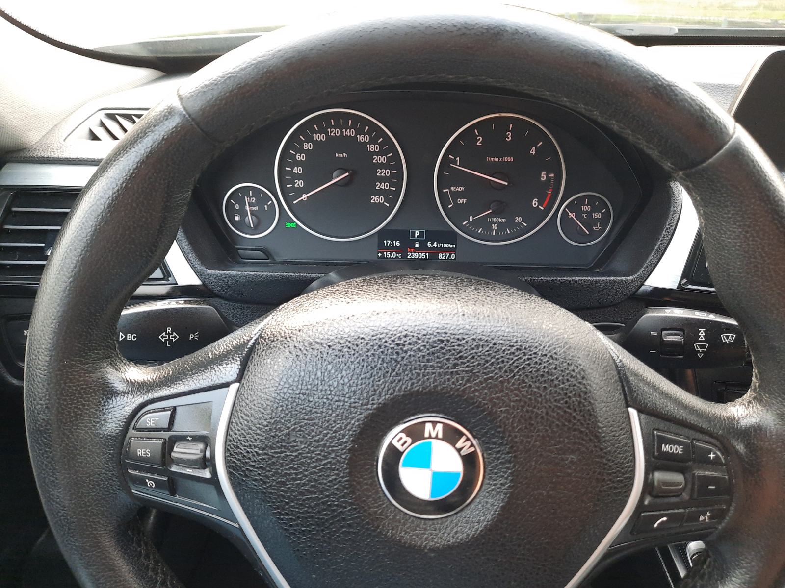 BMW serija 3 320d automatik-PUNO OPREME,ODLIČAN AUTO !, fotografija 17
