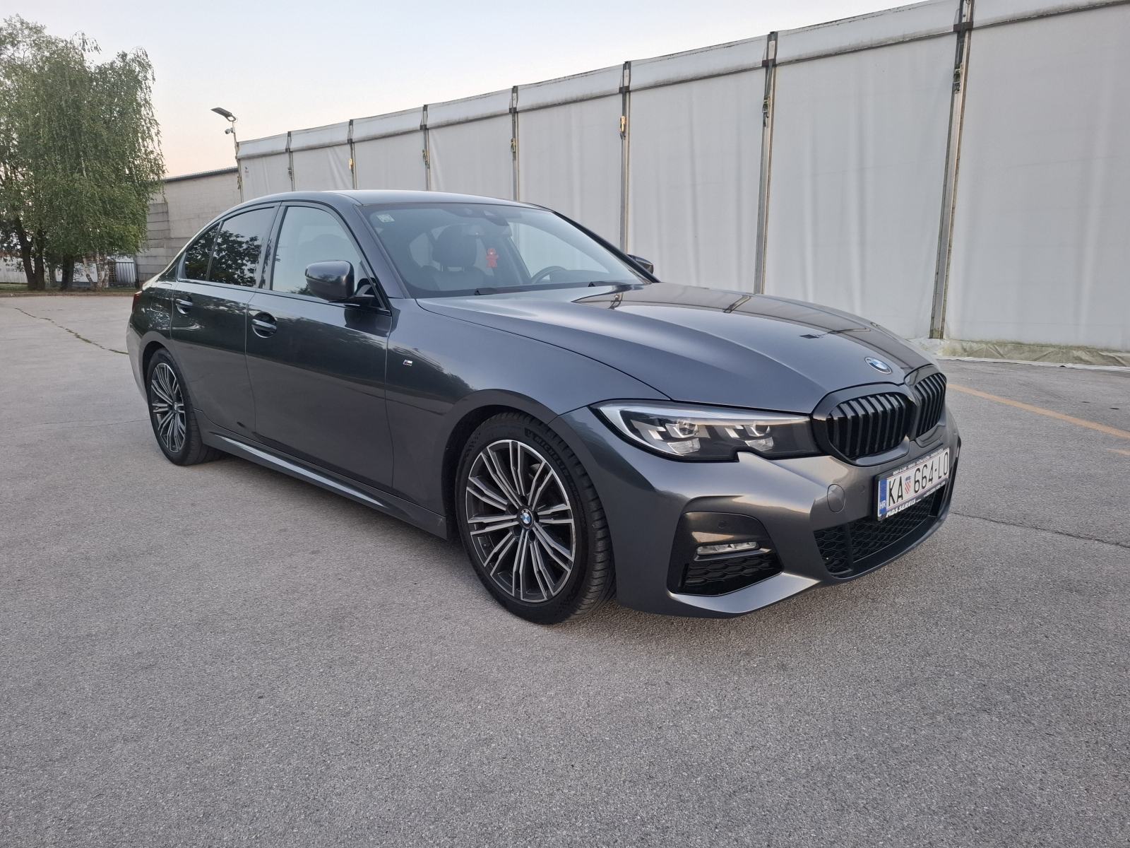 BMW serija 3 320d automatik,,M-paket, fotografija 10
