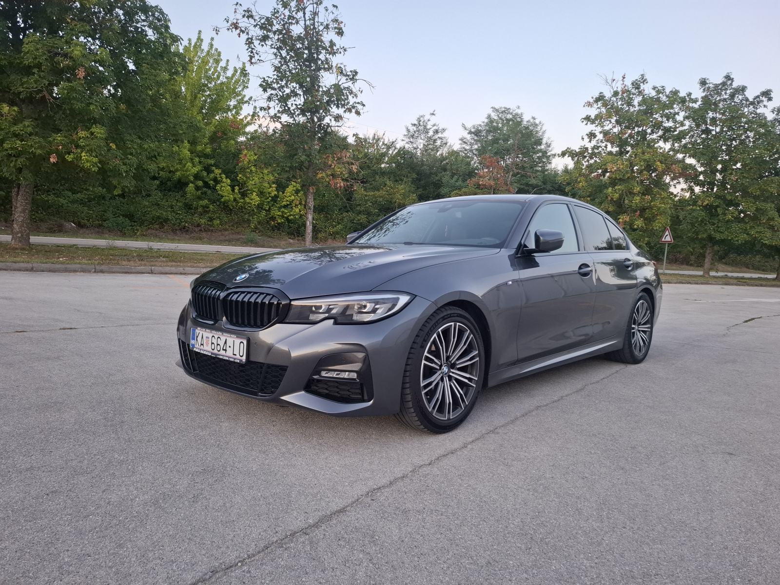 BMW serija 3 320d automatik,,M-paket, fotografija 6
