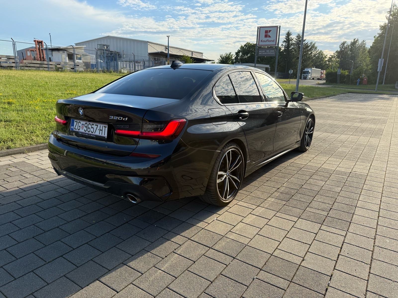 BMW serija 3 320d automatik m paktet, fotografija 4