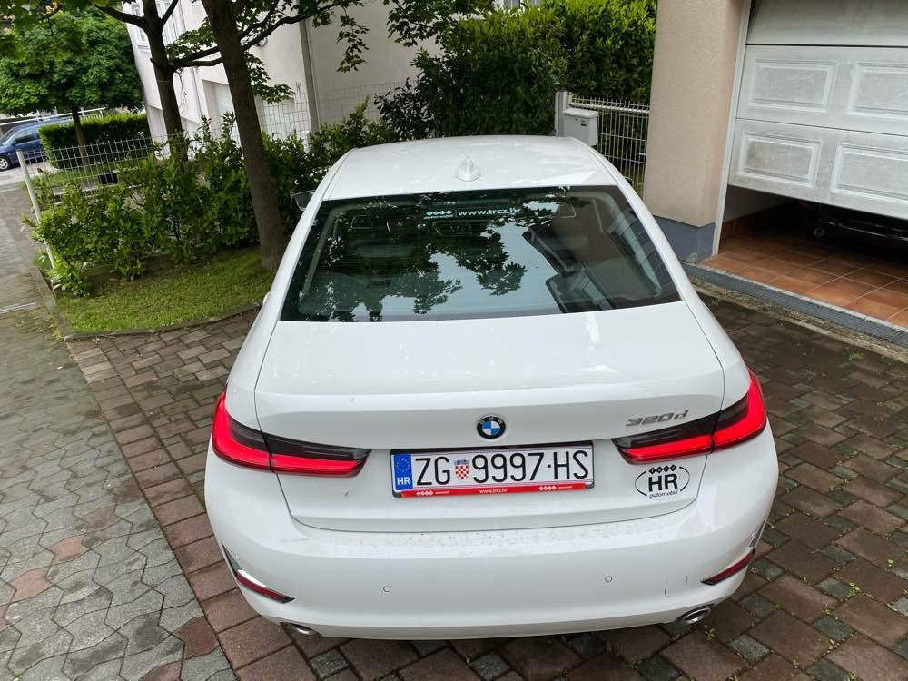 BMW serija 3 320d automatik, nova linija, fotografija 11