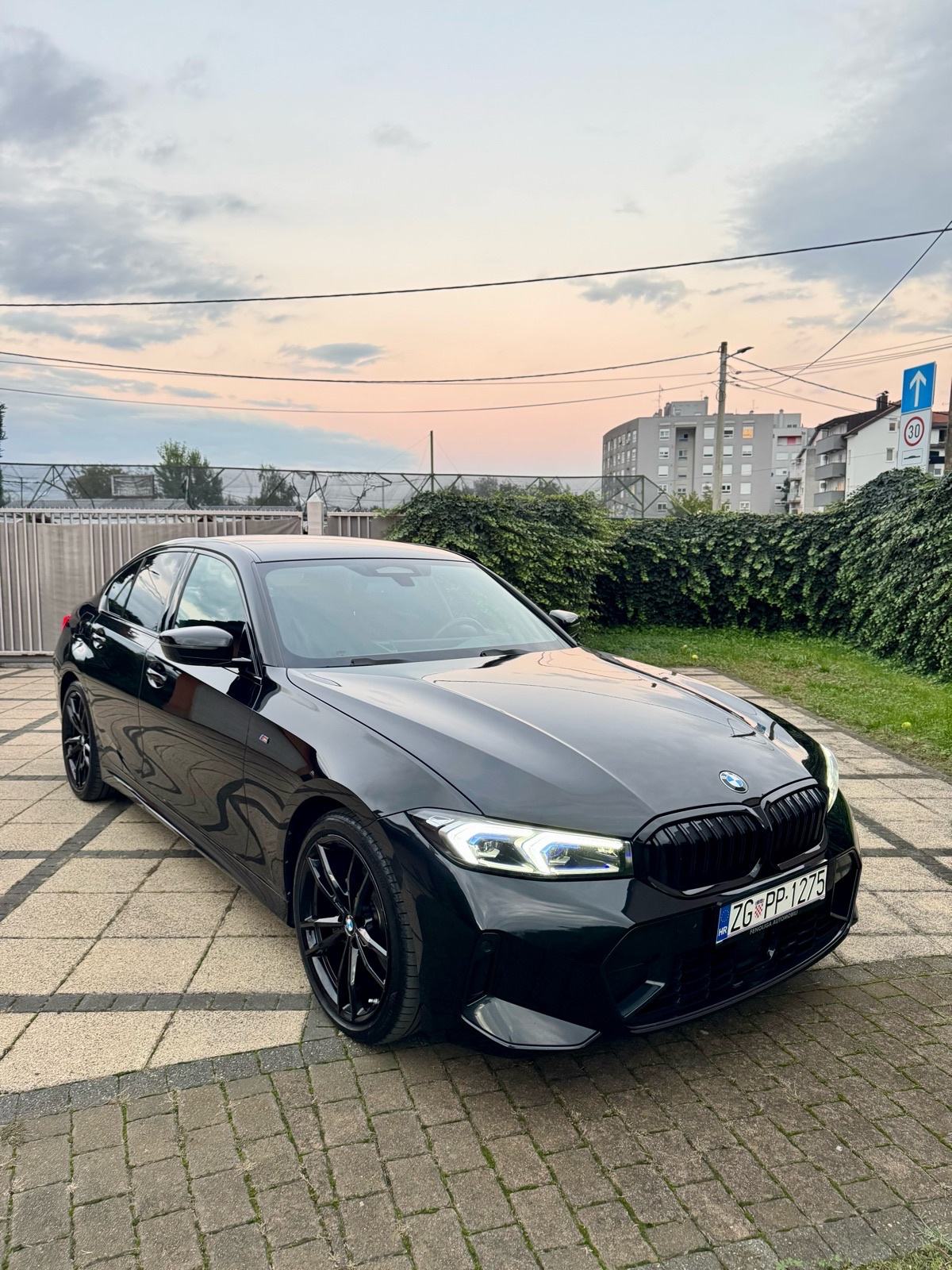 BMW 320d Mpaket xDrive / PDV / Head up, fotografija 8