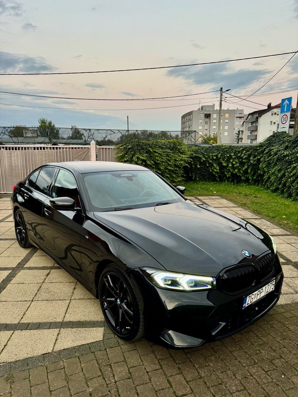 BMW 320d Mpaket xDrive / PDV / Head up, fotografija 1