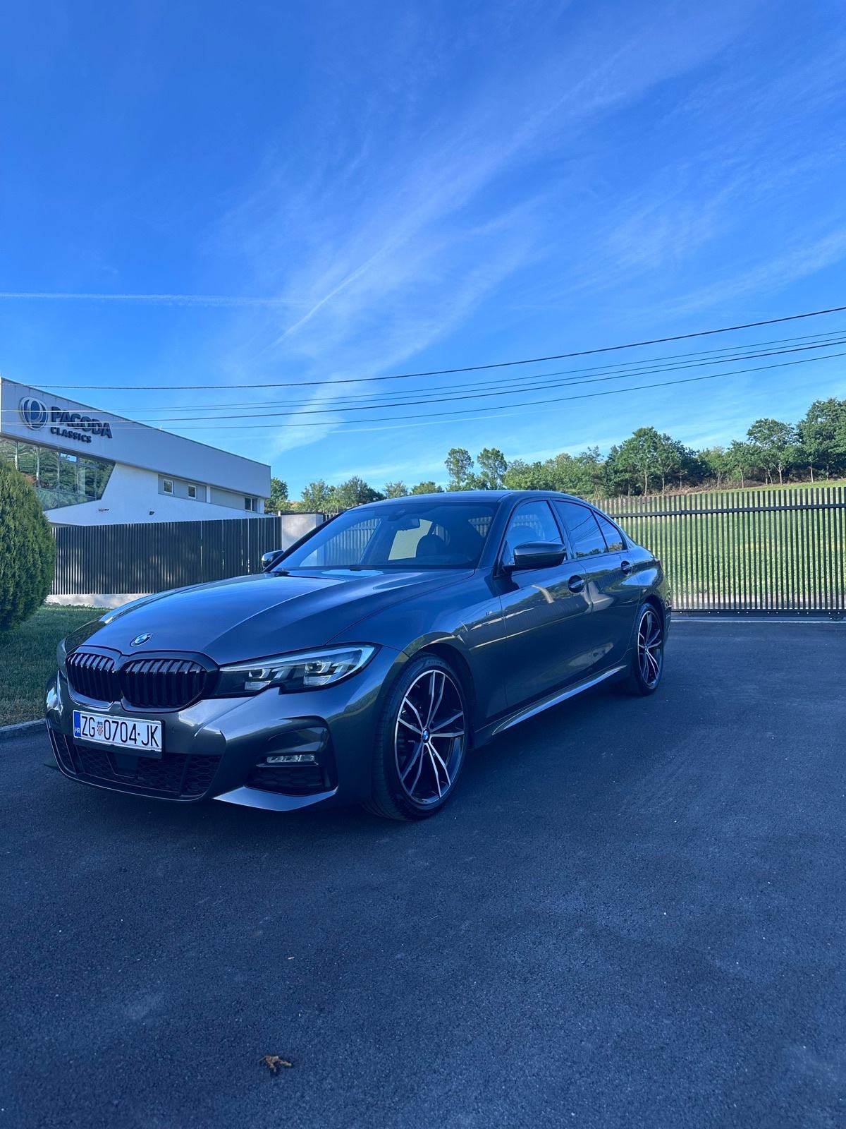 BMW serija 3 320d automatik, pogled izvana - slika 1