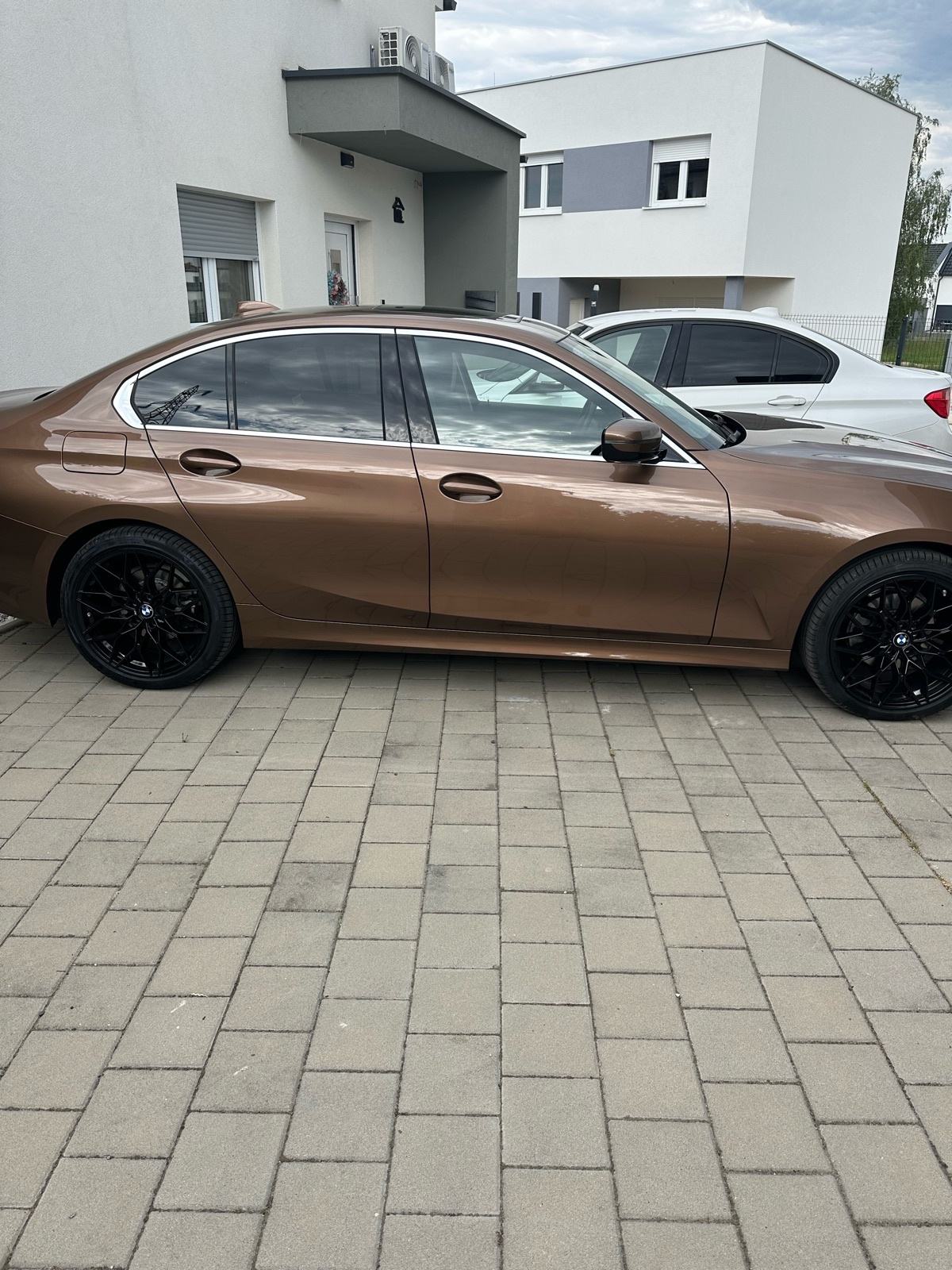 BMW serija 3 320d Xdrive, Luxury oprema, panorama, fotografija 5