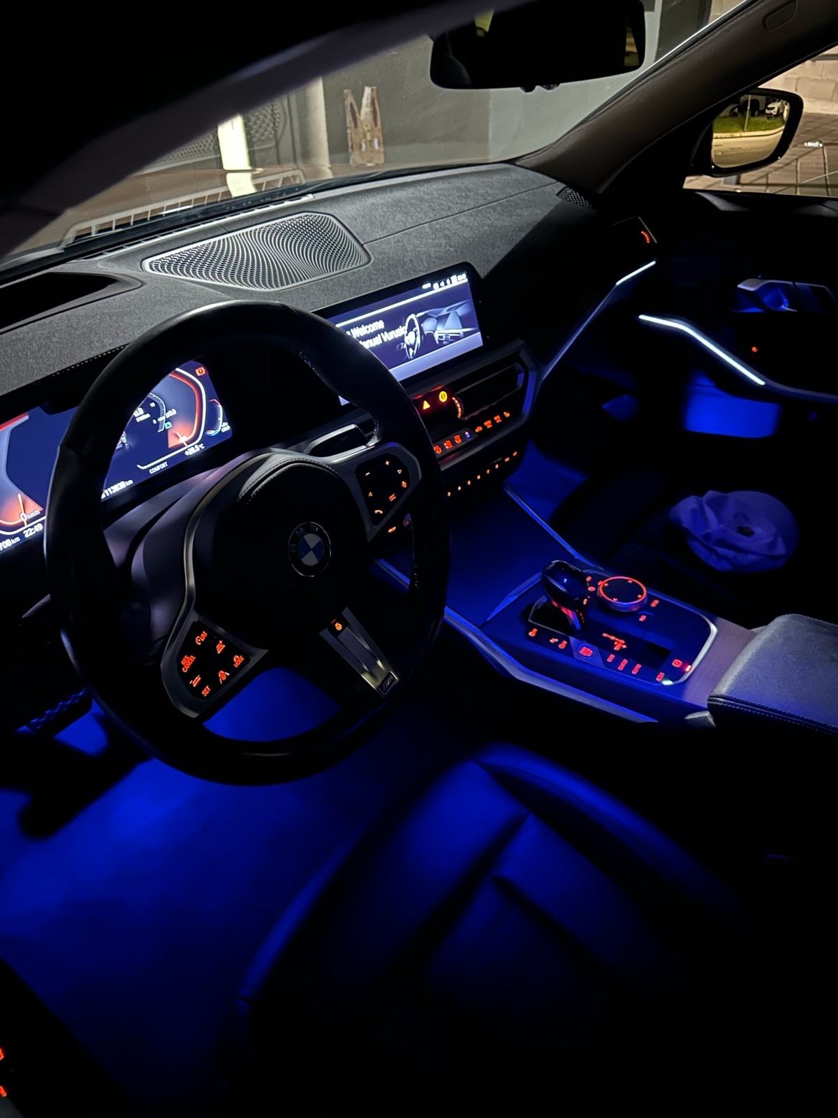 BMW serija 3 320d Xdrive, Luxury oprema, panorama, fotografija 13