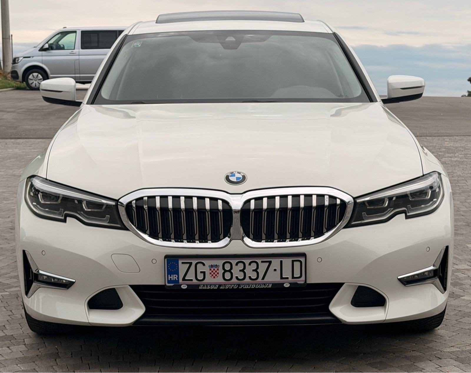 BMW SERIJA 3 320d AUTOMATIK,NAVI,VIRTUAL,ACC,REG.GOD.,SERVISNA, fotografija 2