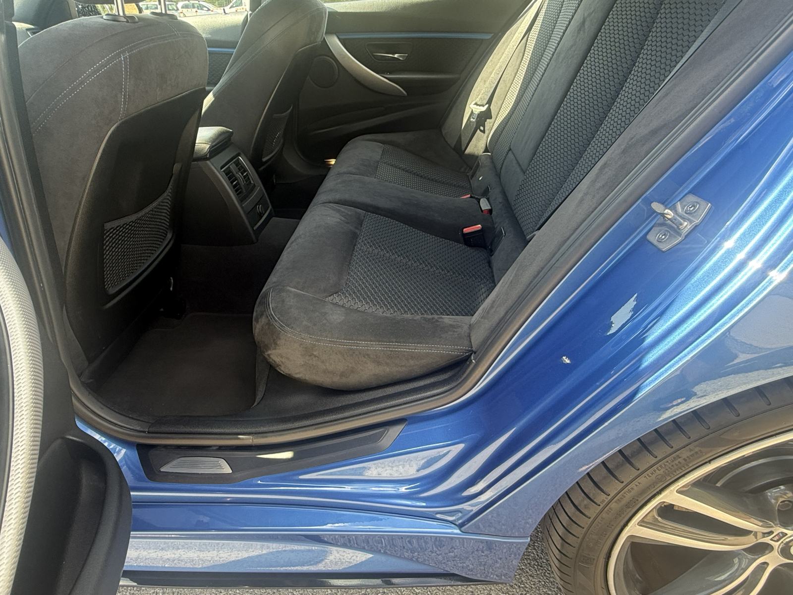 BMW serija 3 320d M Sport LCI RWD, fotografija 12