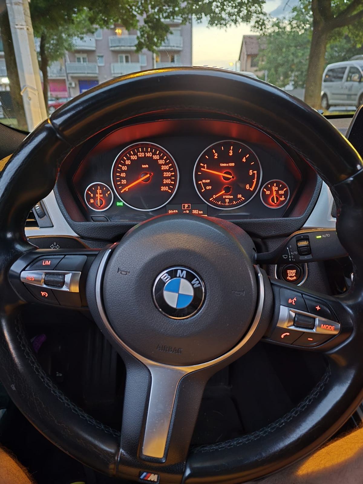 BMW serija 3 320d automatik, fotografija 8