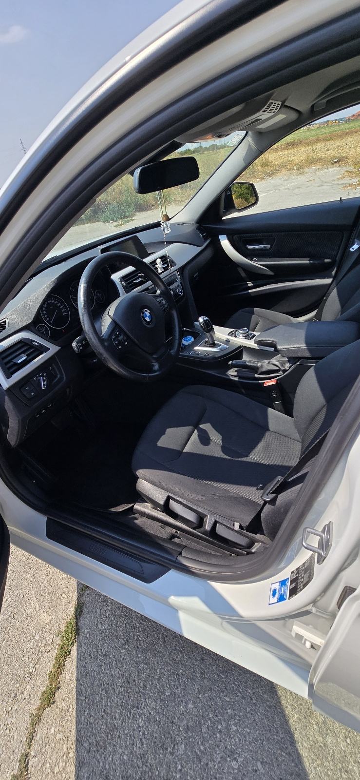 BMW serija 3 320d automatik, fotografija 10
