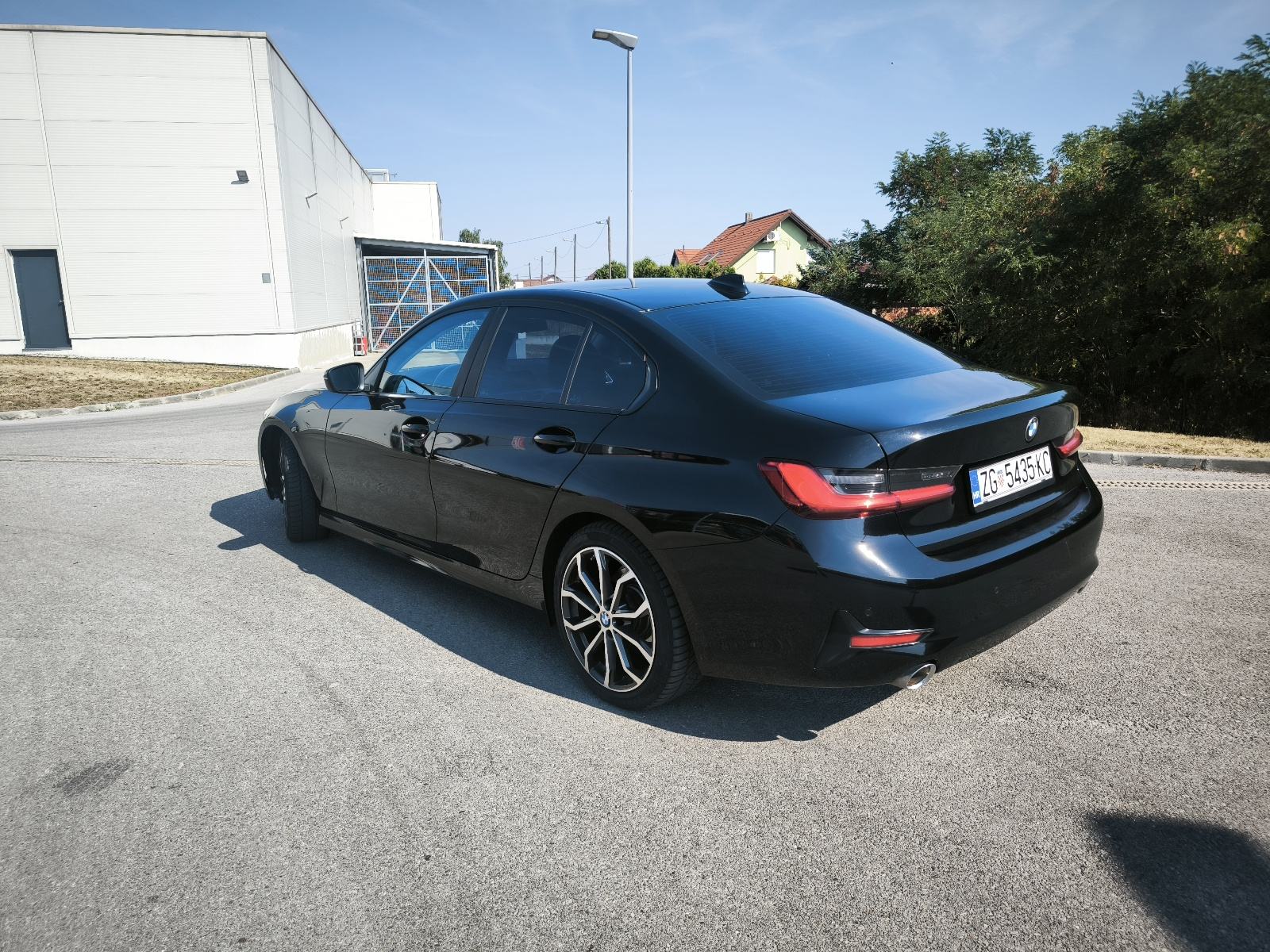 BMW serija 3 320d automatik, fotografija 2