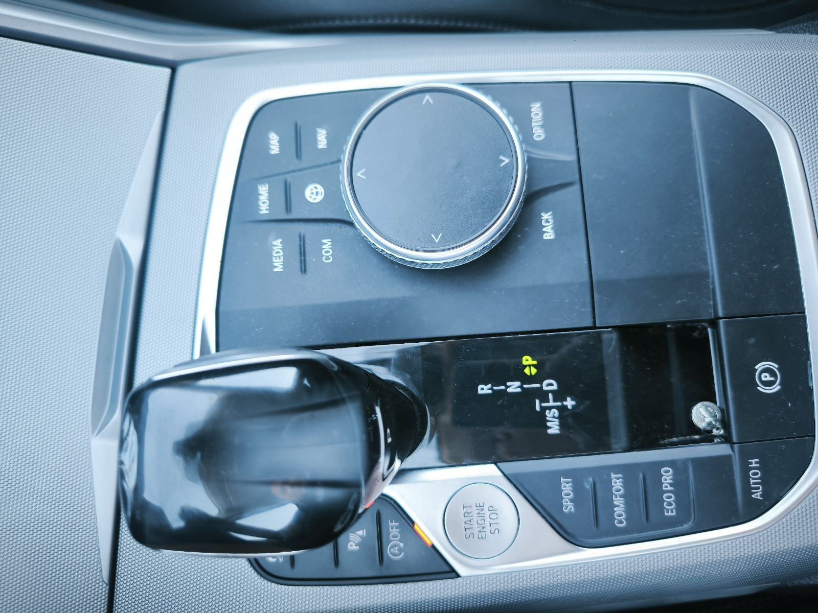 BMW serija 3 320d automatik, fotografija 12