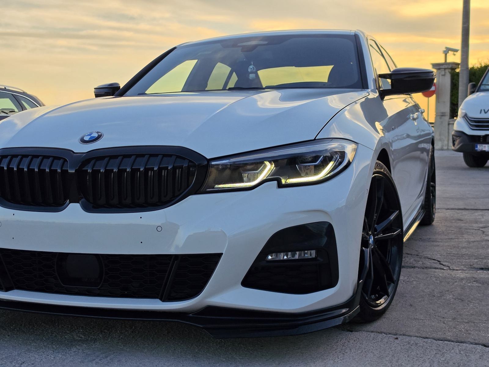 BMW serija 3 320d *Laser*H&K*Virtual*M adaptivni ovijes*, fotografija 4