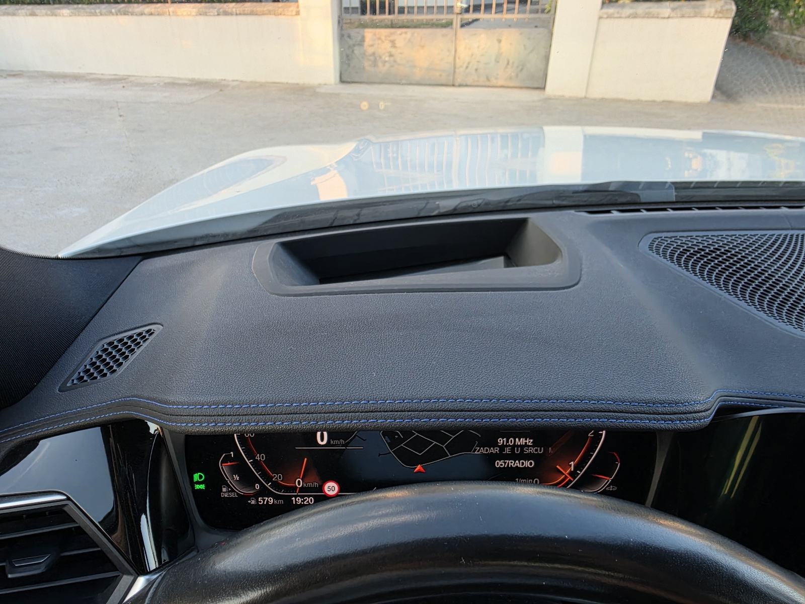 BMW serija 3 320d *Laser*H&K*Virtual*M adaptivni ovijes*, fotografija 12