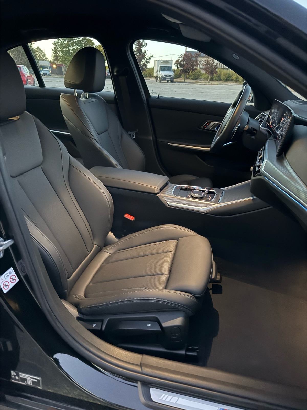 BMW serija 3 320xd LCI M-paket, fotografija 13