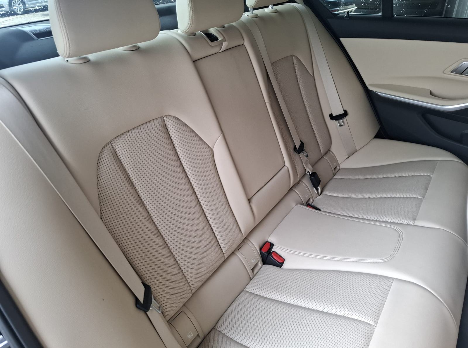 BMW serija 3 320d AUTOMATIK VIRTUAL 140kW NAV 2xPDC KAMERA FULL LED, fotografija 12