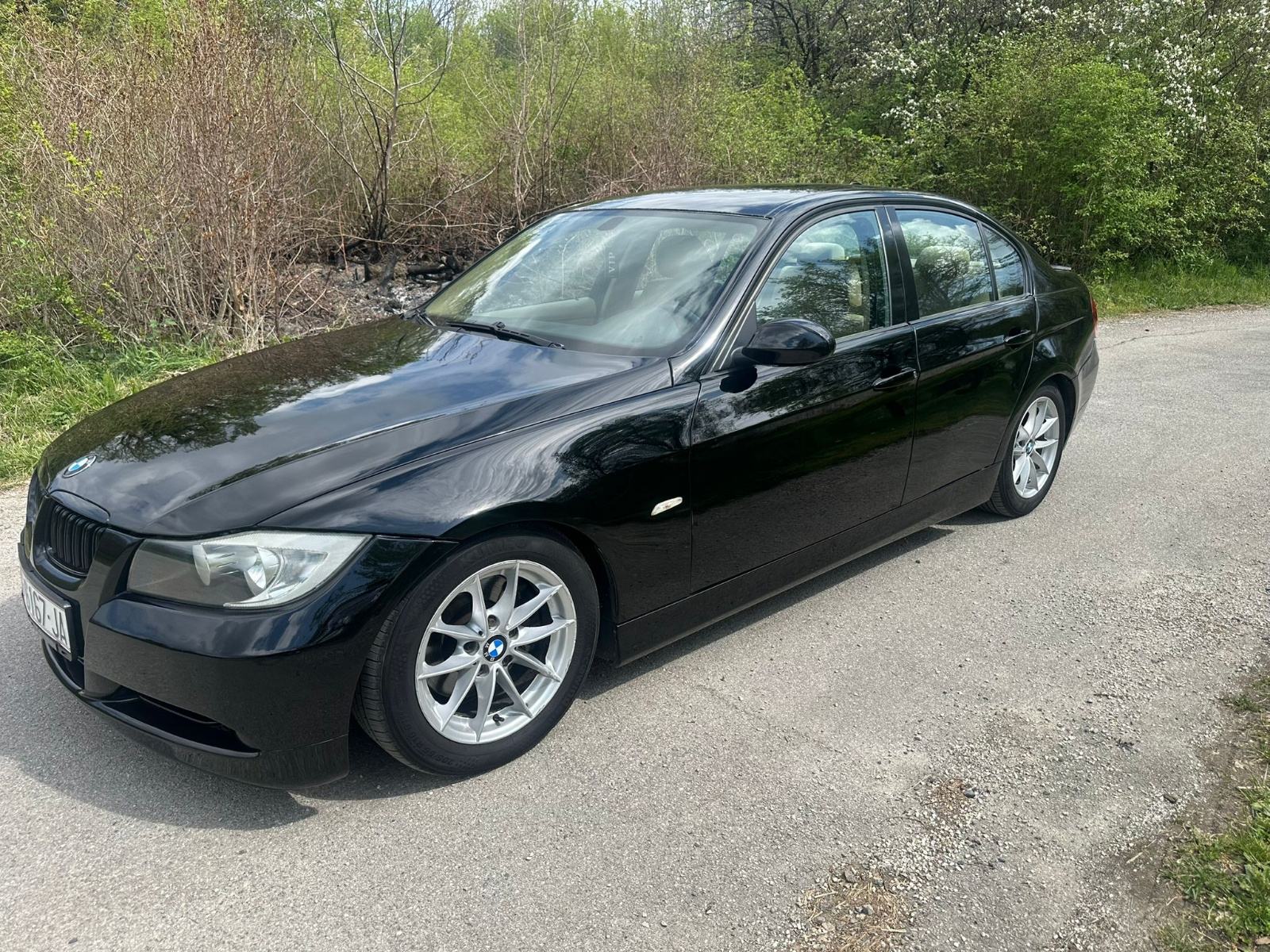 BMW serija 3 320d E90, koža, klima, registriran, fotografija 10