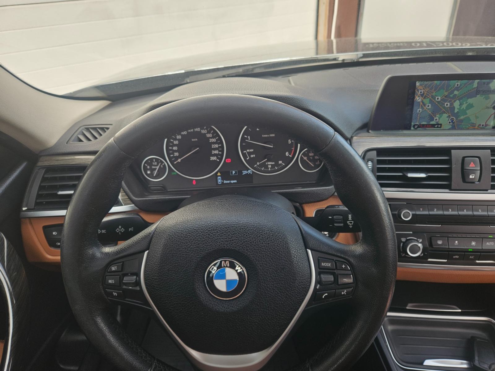 BMW serija 3 320d EfficientDynamics Edition,1 godinu registriran,HITNO, fotografija 11