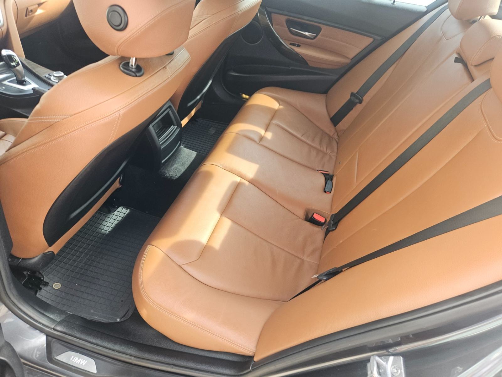 BMW serija 3 320d EfficientDynamics Edition,1 godinu registriran,HITNO, fotografija 14