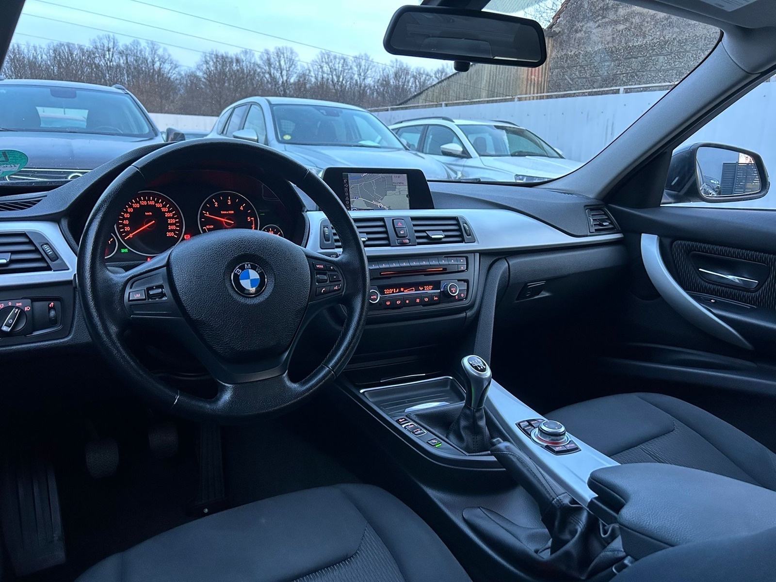 BMW serija 3 320d *garancija na km**XENON*, fotografija 10