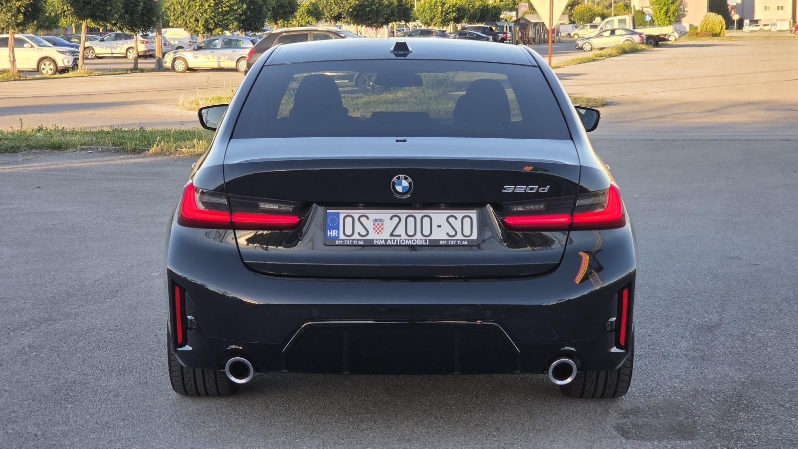 BMW serija 3 320d M-SPORT 28TKM SERVISNA NAVI KAMERA 360 TOP STANJE, fotografija 6