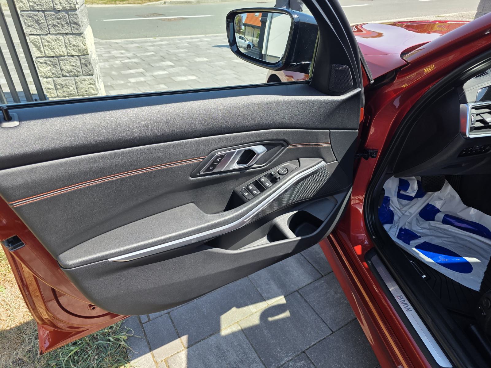 BMW serija 3 320d M Sport/AUT/VIRTUAL / HEAD-UP, fotografija 11