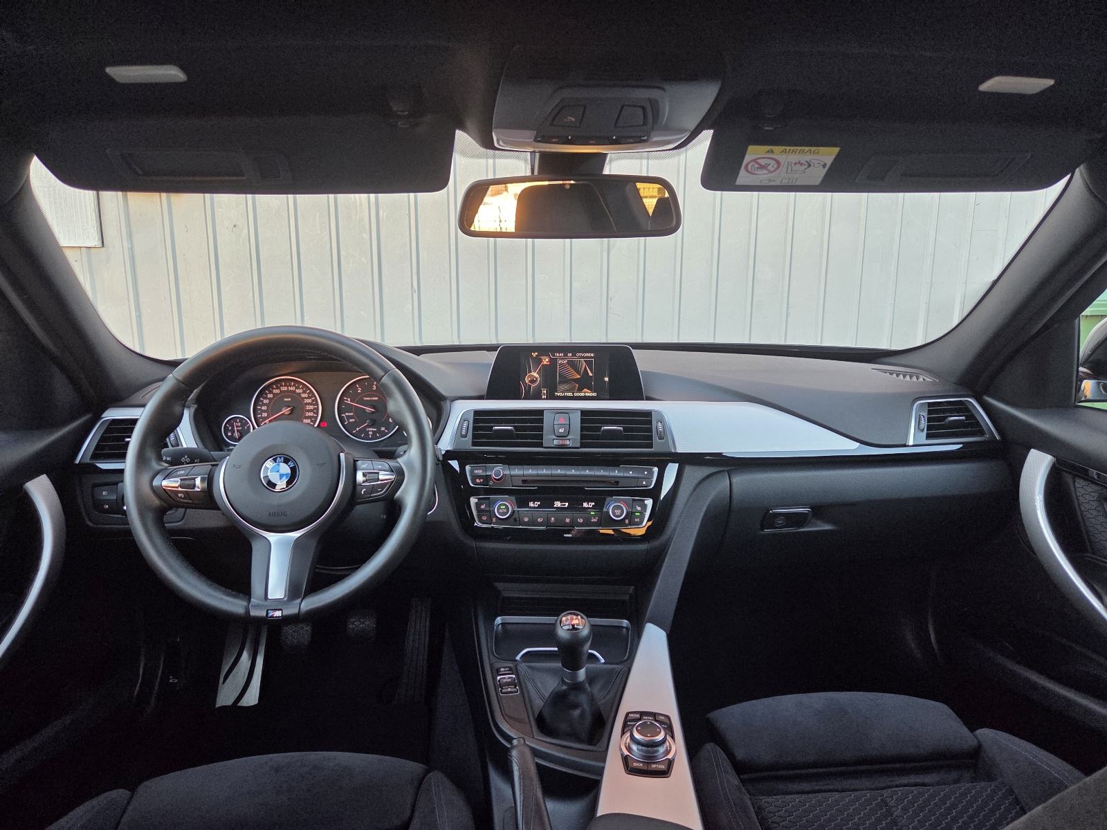BMW serija 3 320d M Sport LCI REG.09/27., fotografija 10