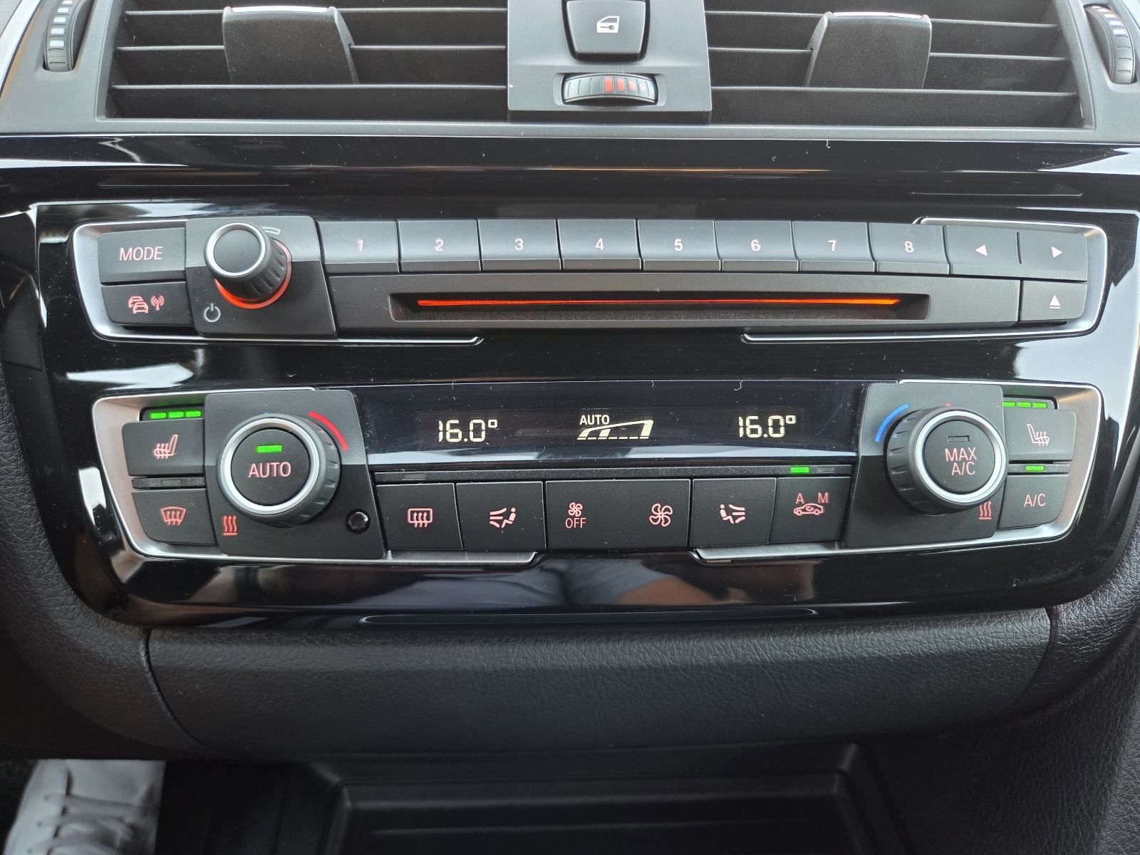 BMW serija 3 320d M Sport LCI REG.09/27., fotografija 16