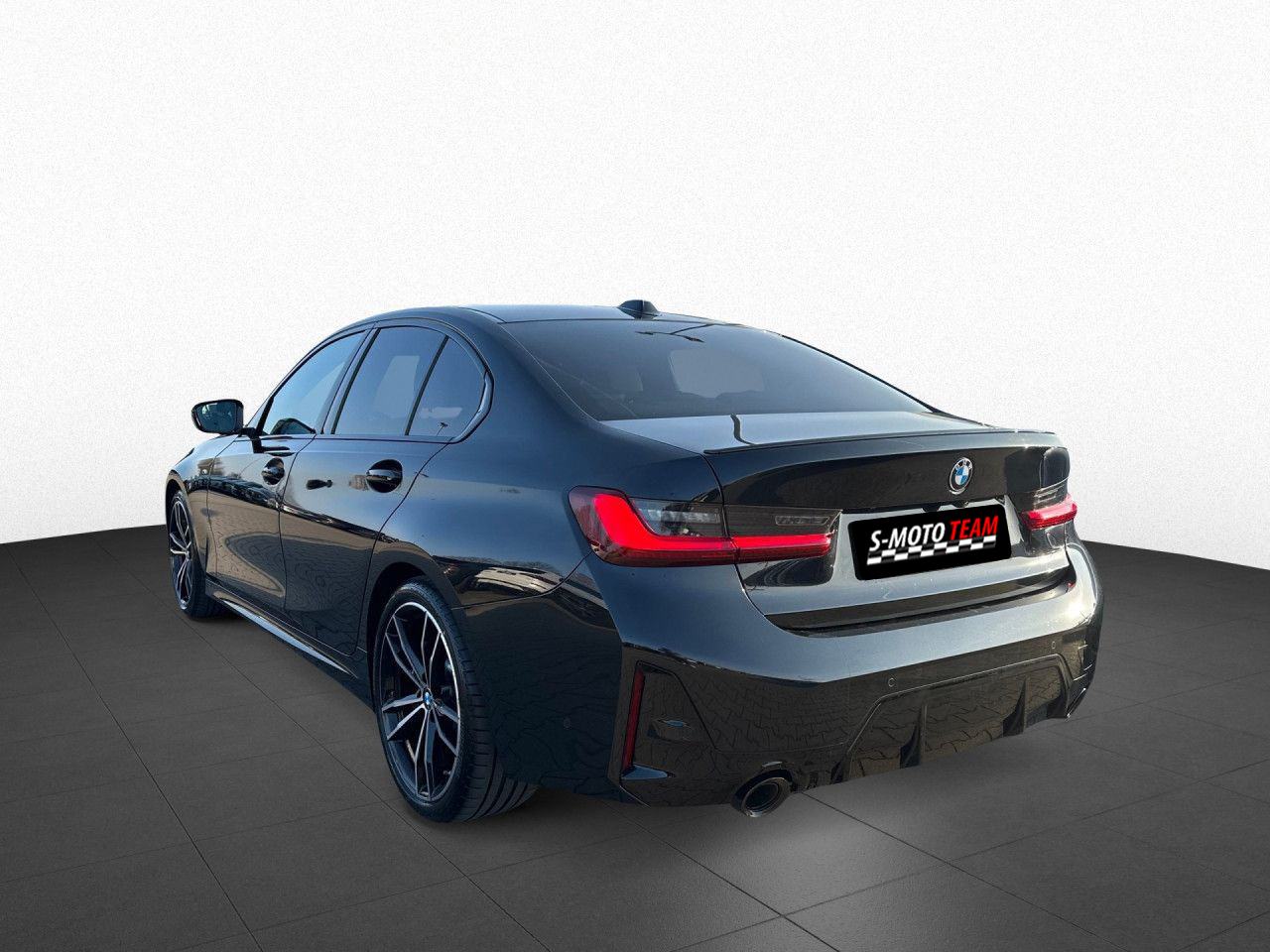 BMW serija 3 320d M-Sport Pro, fotografija 3