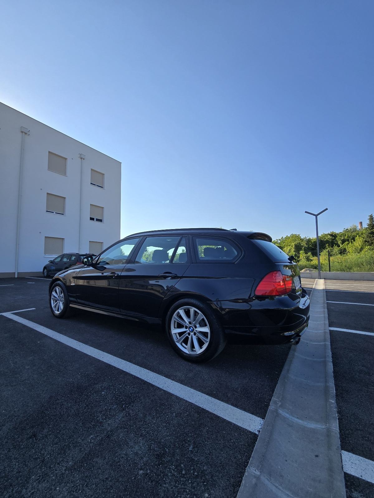 BMW serija 3 320d**NAVI**PANORAMA**XENON**, fotografija 9