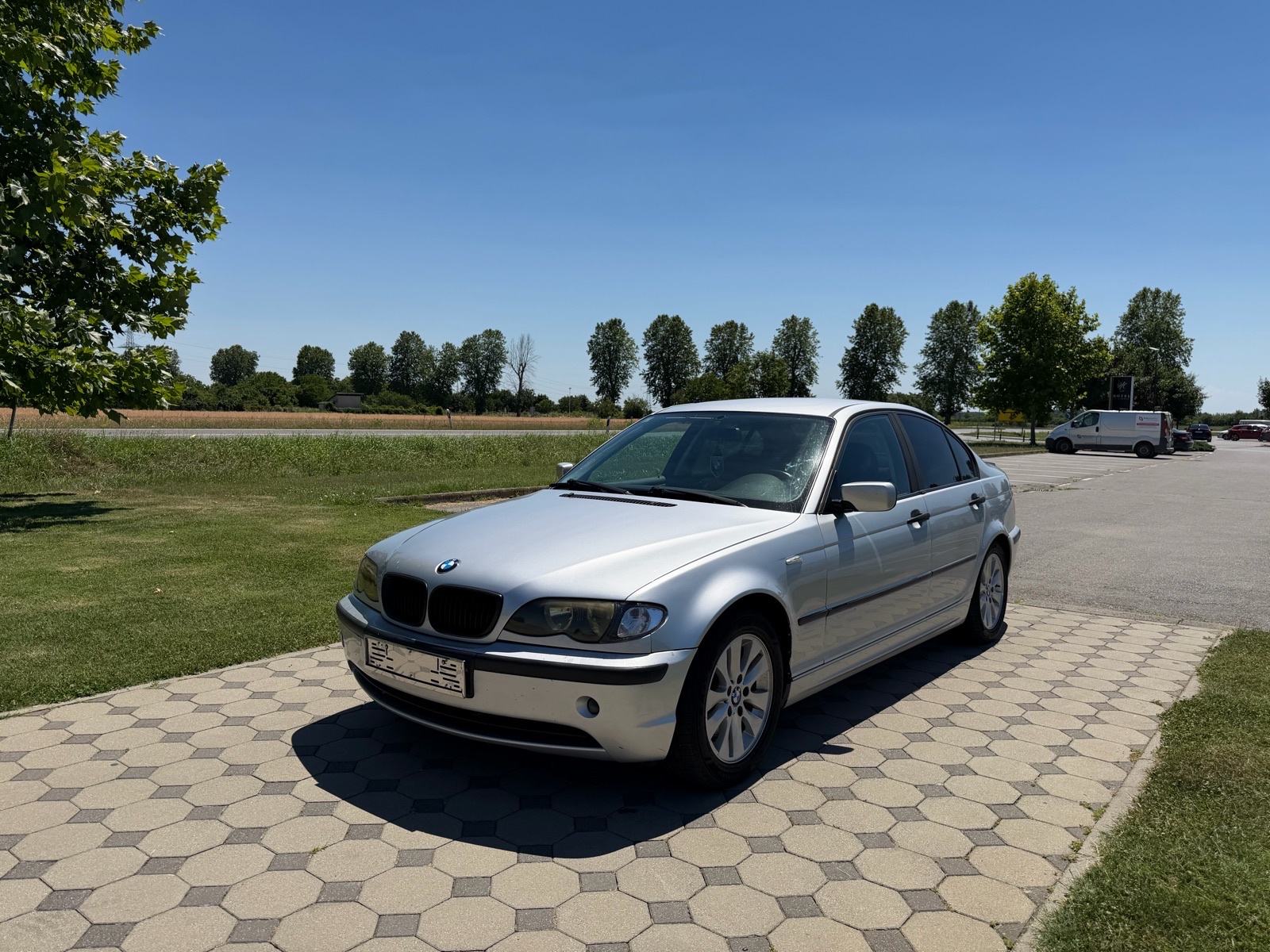 BMW serija 3 320d reg:03/2027, fotografija 10