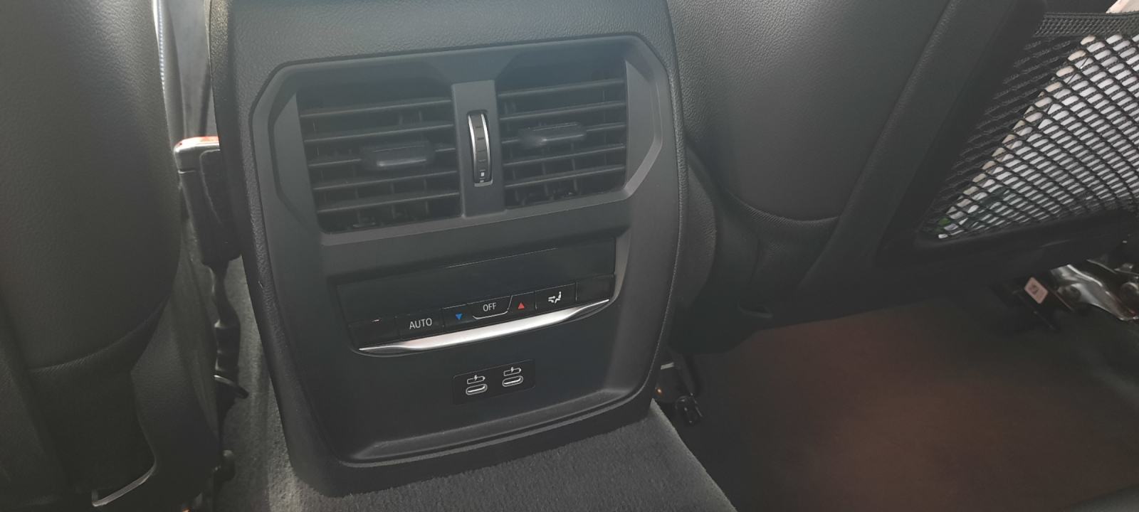 BMW serija 3 320d, M sport oprema, zadnji pogon, HR vozilo, 1. vlasnik, fotografija 20