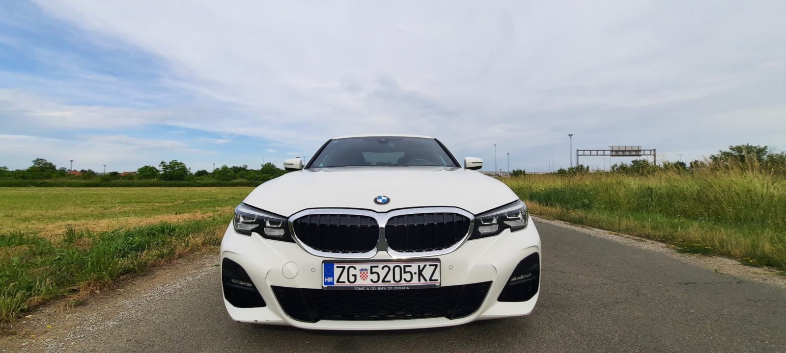 BMW serija 3 320d, M sport oprema, zadnji pogon, HR vozilo, 1. vlasnik, fotografija 3