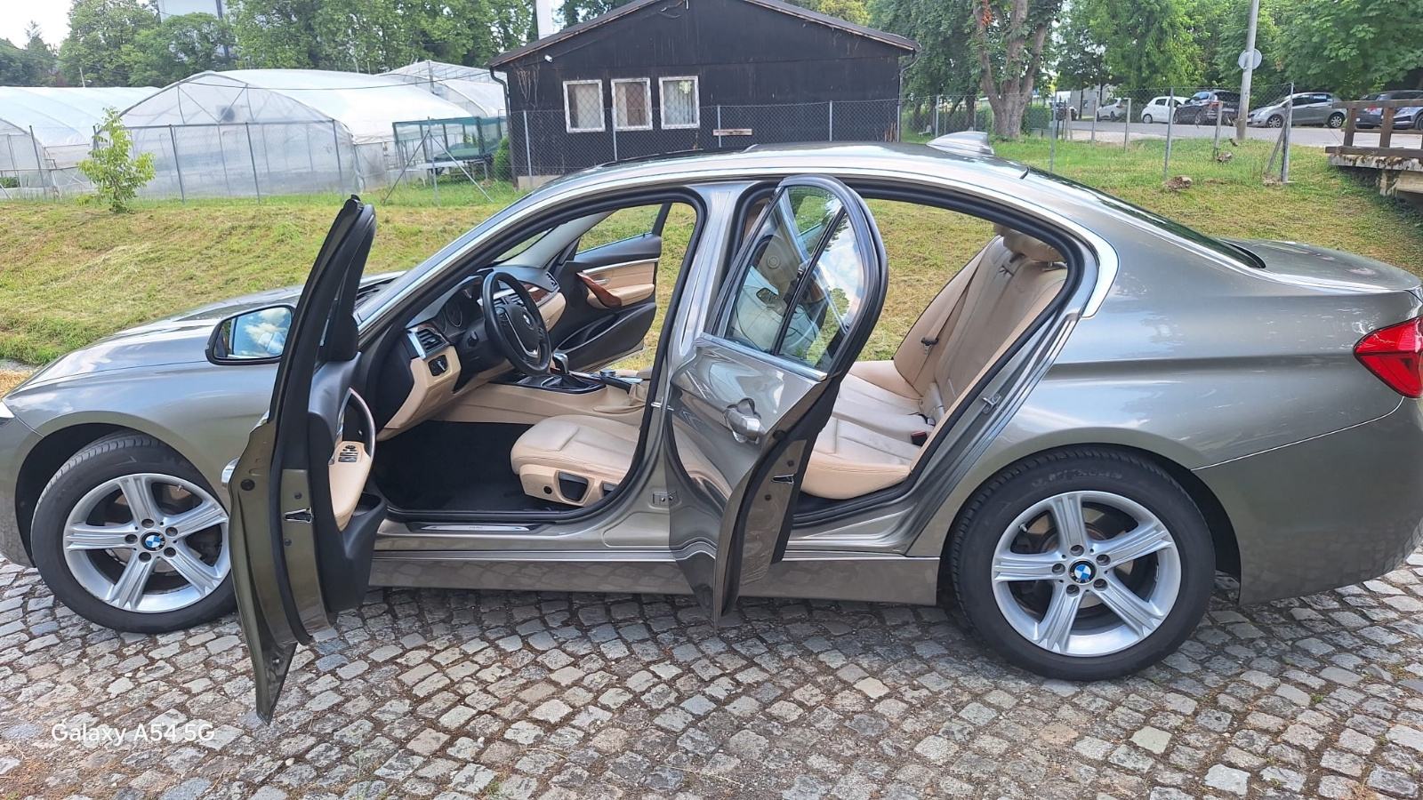 BMW 320d, F30 LCI Luxury Line, fotografija 10