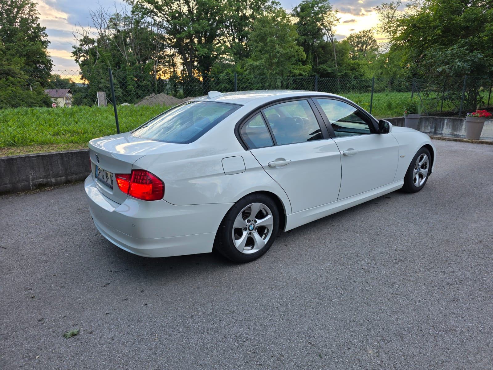 BMW serija 3 320d, fotografija 5