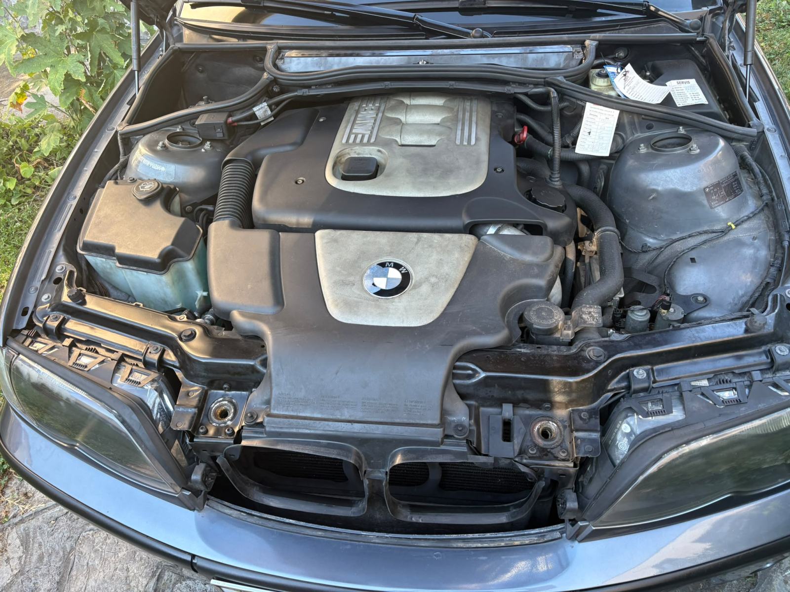 BMW serija 3 320d kupljen nov u RH kod Tomića, fotografija 4