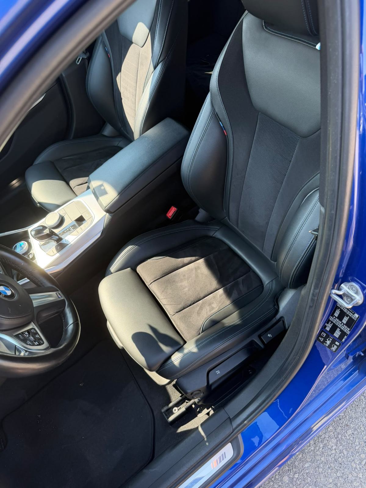 BMW 320d xDrive M Sport – Portimao Blue, fotografija 7
