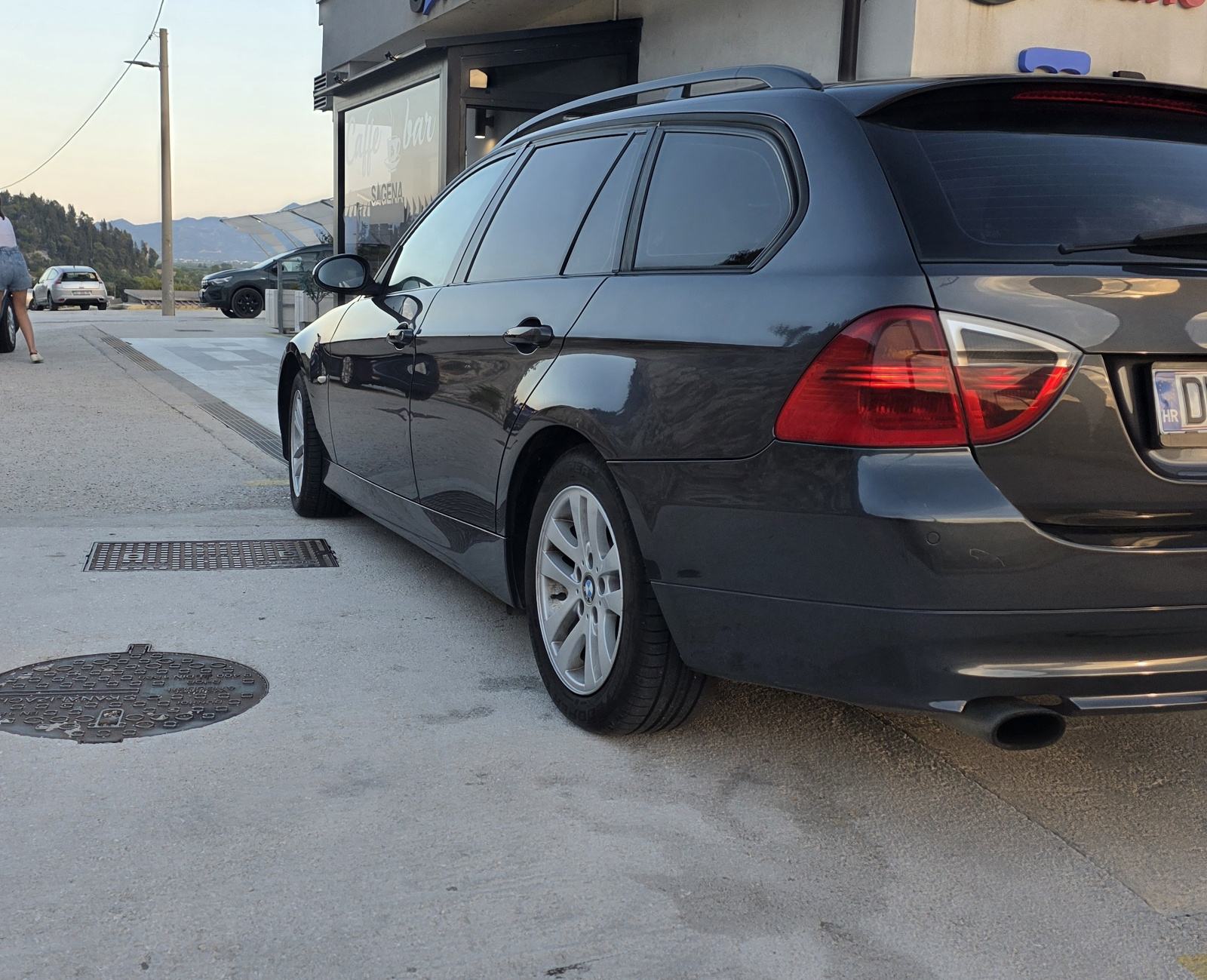 BMW serija 3 320d, fotografija 10