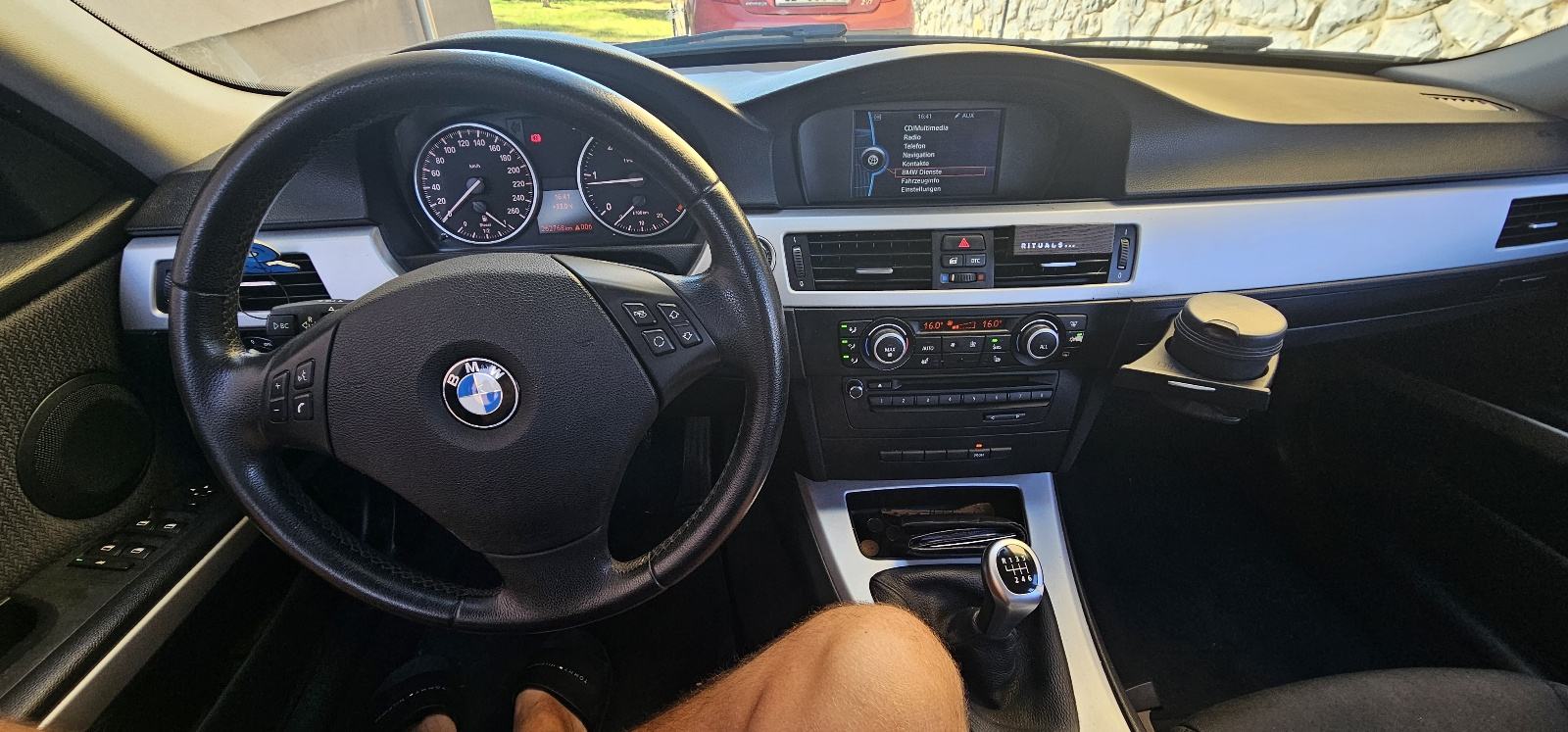 BMW serija 3 320d, fotografija 5